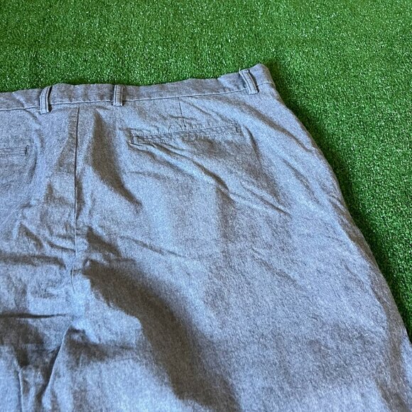 Old Navy Flat Front Ultimate Slim Built-in-flex Chambray Chino Short Size 40 - Picture 11 of 13